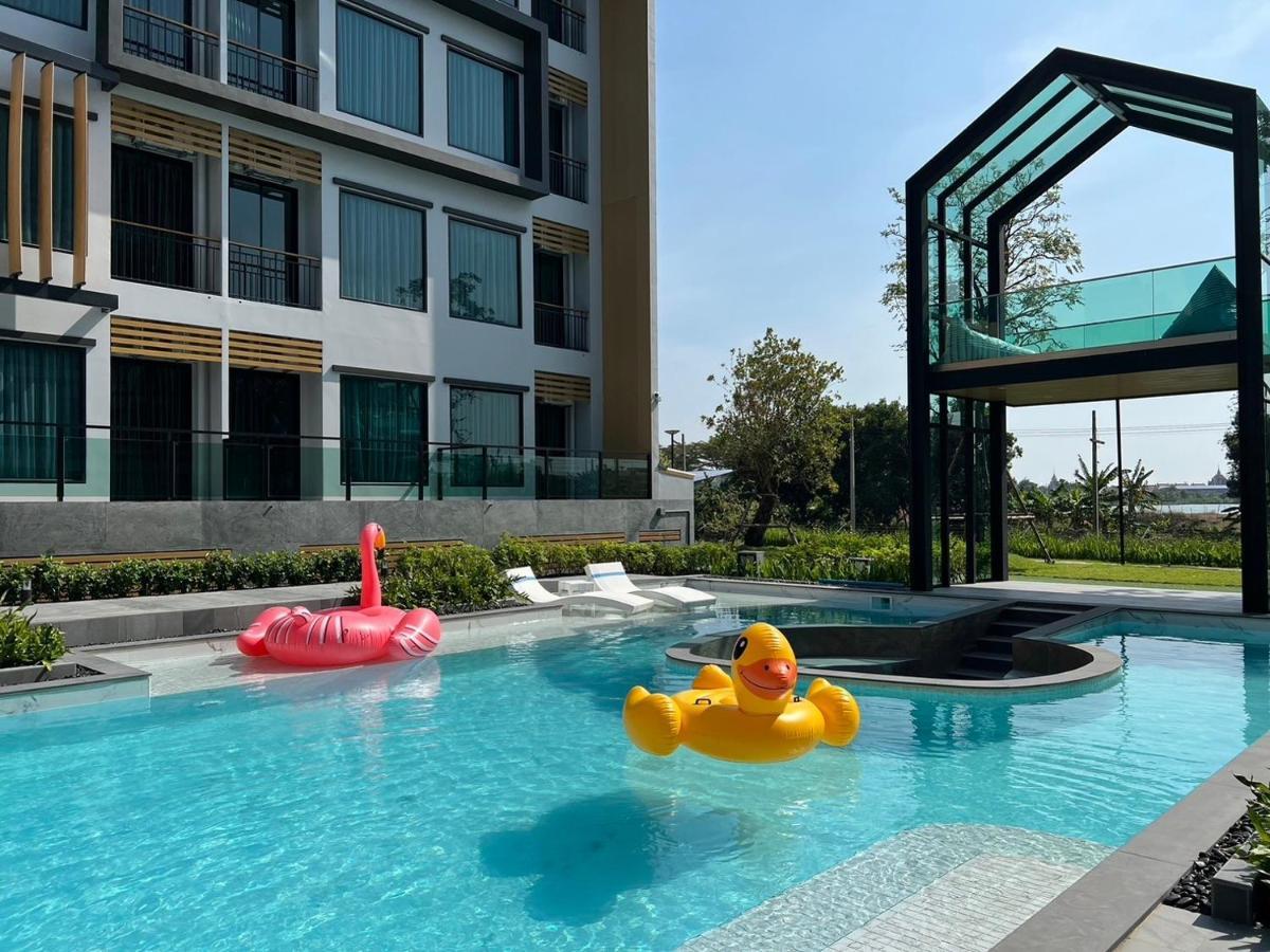 Crystal Srivaree Suvarnabhumi Hotel Ban Khlong Bang Krathiam Luaran gambar