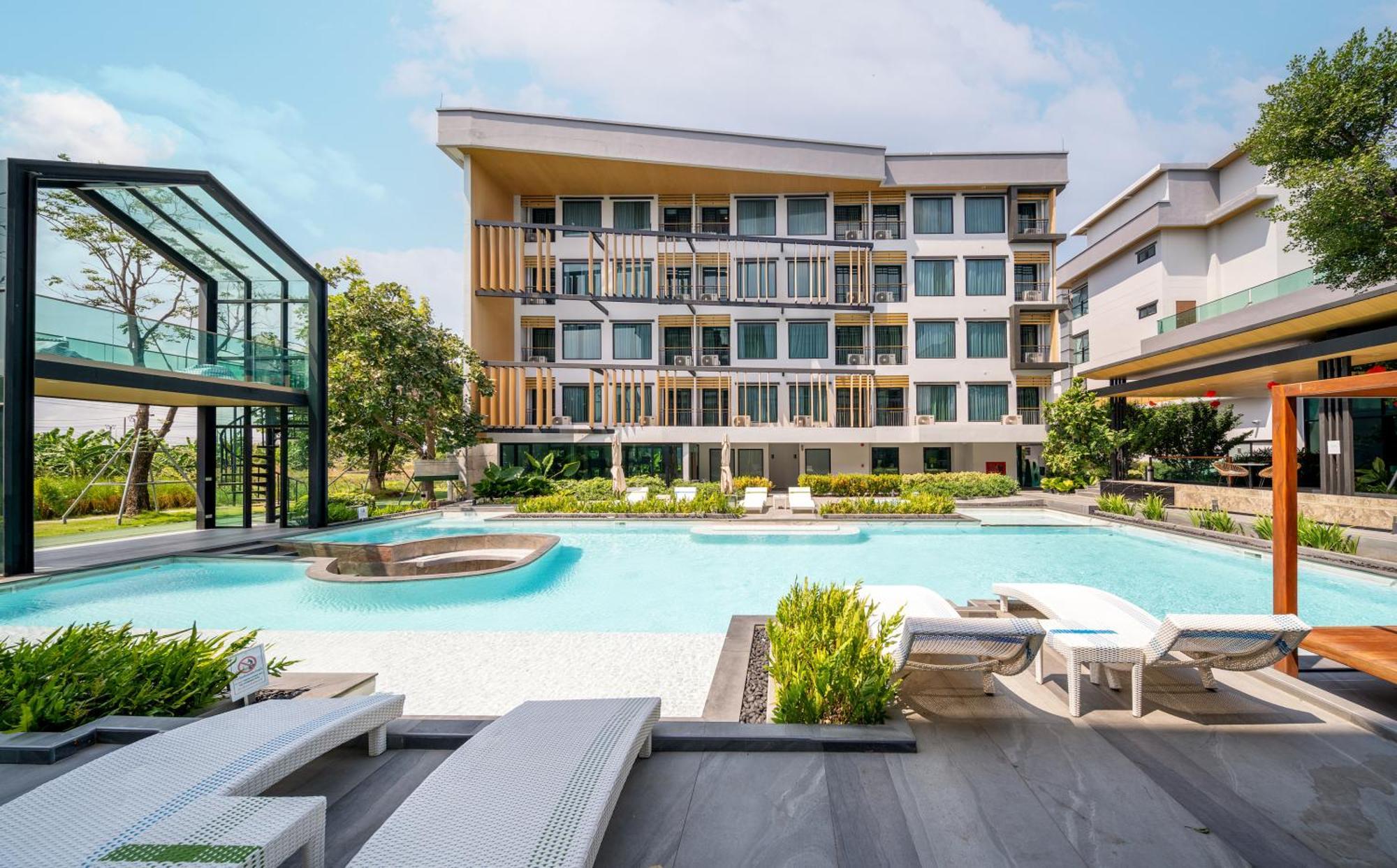 Crystal Srivaree Suvarnabhumi Hotel Ban Khlong Bang Krathiam Luaran gambar