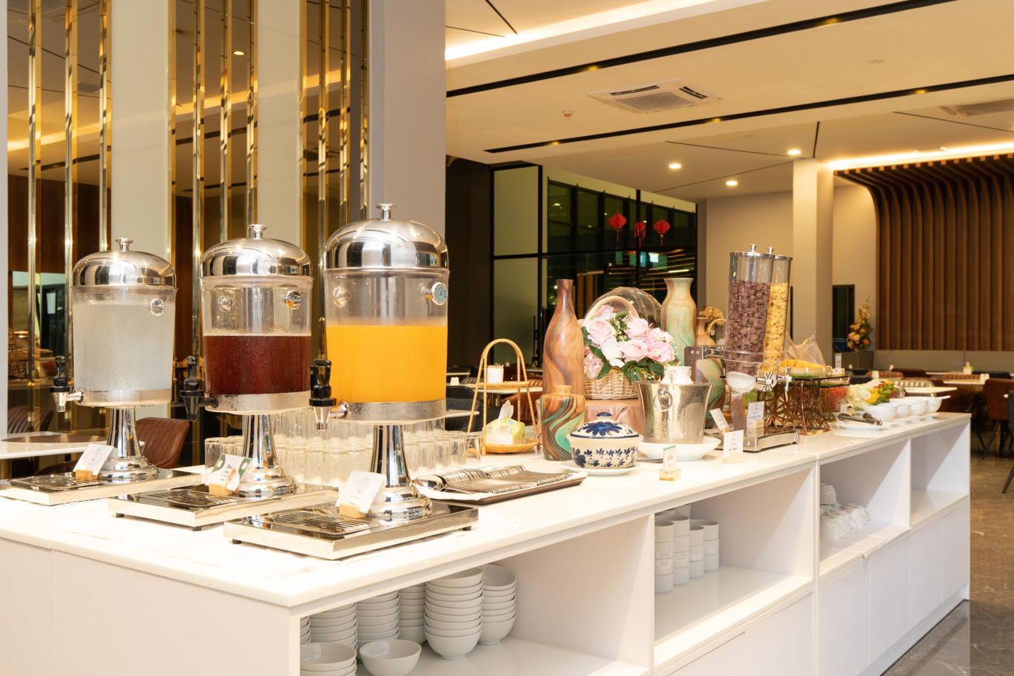 Crystal Srivaree Suvarnabhumi Hotel Ban Khlong Bang Krathiam Luaran gambar