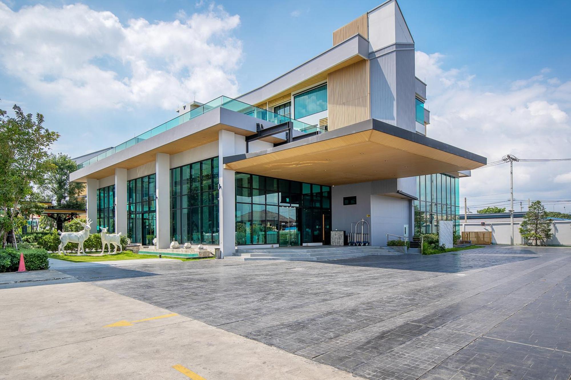 Crystal Srivaree Suvarnabhumi Hotel Ban Khlong Bang Krathiam Luaran gambar