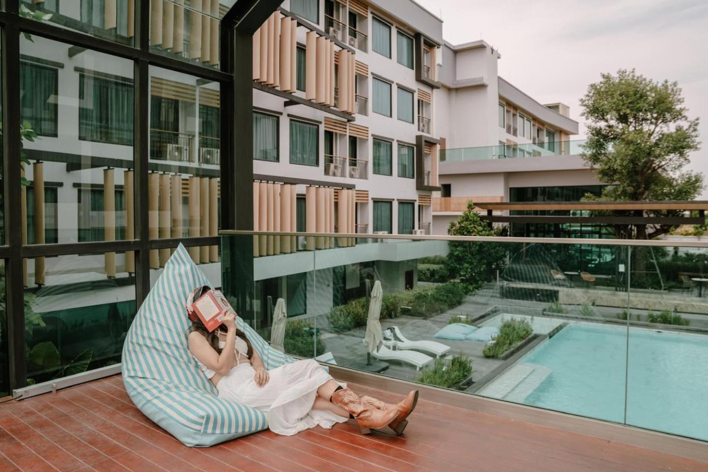 Crystal Srivaree Suvarnabhumi Hotel Ban Khlong Bang Krathiam Luaran gambar